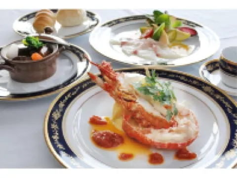 新居濱麗嘉皇家酒店 新居濱市酒店