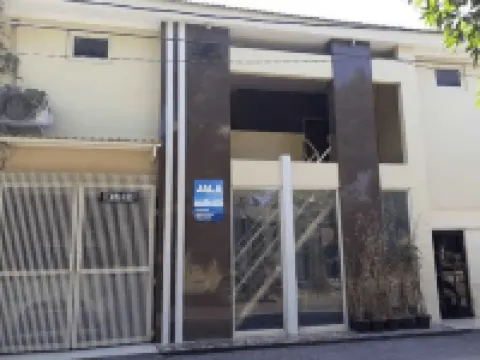 JALA GUEST HOUSE & BROMO TOUR Hoteles en Gedangan