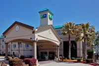 Holiday Inn Express & Suites LAKE CHARLES by IHG Hotels in Lake Charles