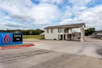 Motel 6 Bryan, TX - College Station