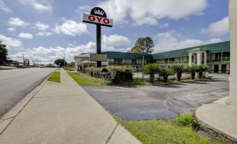 OYO Hotel Douglas GA US-441