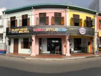Sleep Here Hostel, Melaka  호텔