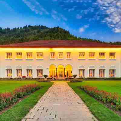 The LaLit Grand Palace Srinagar Hotel Exterior