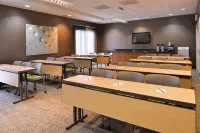SpringHill Suites Corona Riverside - Pet Friendly