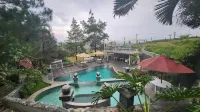 Bukit Alamanda Resort Hotels in South Tarogong