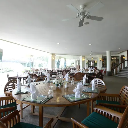 R Hotel Rancamaya
