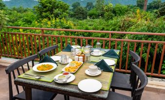 The Fern Sattva Resort - Polo Forest