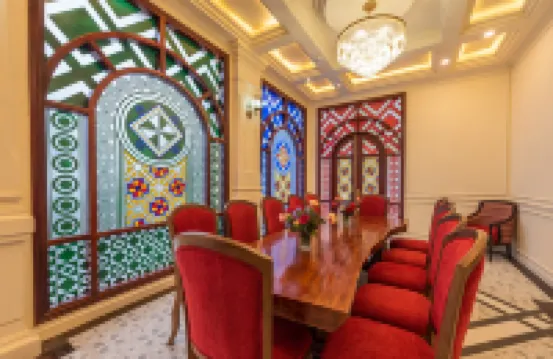 Cat Cat Galerie d'Art