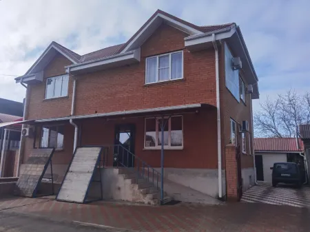 Aleksandra Guest House Отели в г. Кущевский район