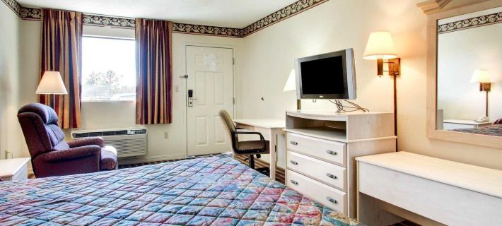 Econo Lodge Pearl - Jackson Hotels in Pearl