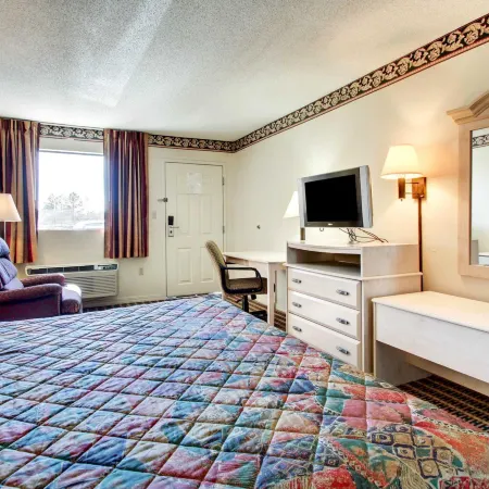 Econo Lodge Pearl - Jackson