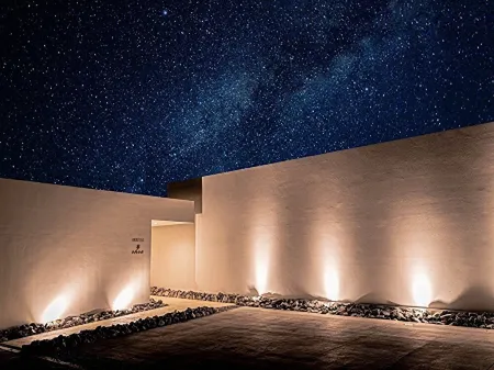 Sky Villa Toyohara Отели рядом с достопримечательностью «Bise-Fukugi Tree Road»