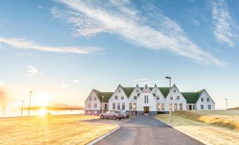 Héradsskólinn Historic Guesthouse - Housity