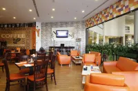 Golden Tulip Hail - พร้อมอาหารเช้า