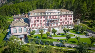 QC Terme Grand Hotel Bagni Nuovi فنادق في Premadio