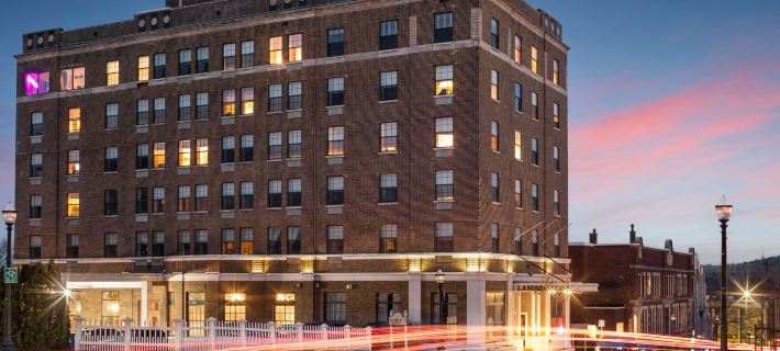 Landmark Inn Hotels in Marquette