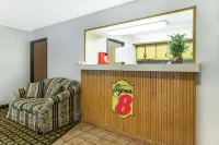 Super 8 by Wyndham Twinsburg/Cleveland Area Hotels in Macedonia