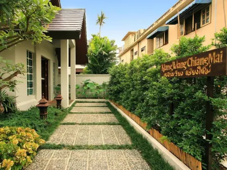 Baan Klang Wiang Hotel