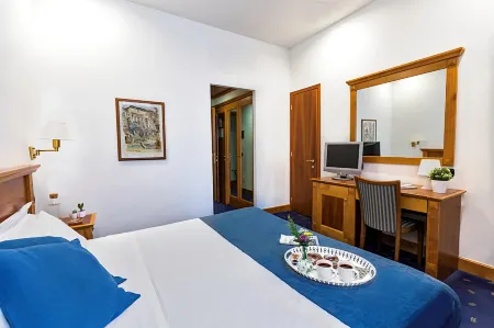 Hotel Diplomatic