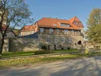 Burg Warberg Hotels in der Nähe von Kaiserdom Königslutter