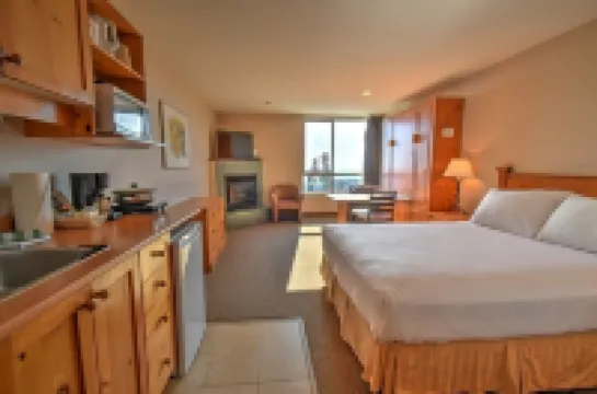 Inn at Big White Hotels in Kootenay Boundary E