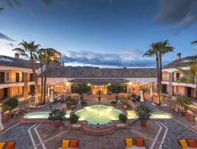 Hotel La Cala Resort Hoteles cerca de Iglesia Inmaculada Concepción