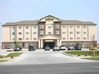 Expressway Suites Fargo Hotels near Fargo Air Museum
