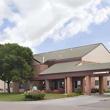 Sunset Inn & Suites