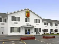 Super 8 by Wyndham Canandaigua Hotels in Canandaigua