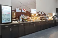 Holiday Inn Express & Suites NORMAN by IHG - breakfast