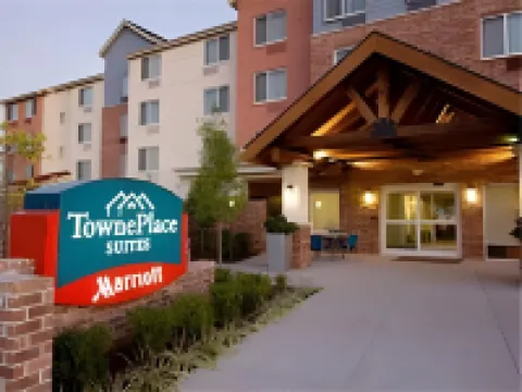 TownePlace Suites Fayetteville North/Springdale ジョンソンのホテル
