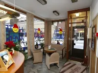 Hotel Aveny Bed & Breakfast