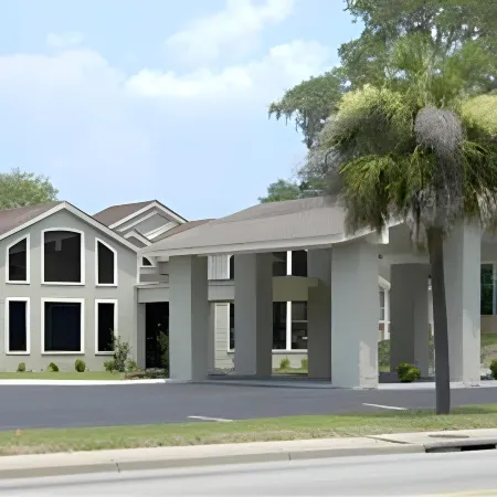 Howard Johnson by Wyndham Beaufort/Parris Island