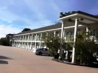 Magnolia Inn of Biloxi,Ocean Springs,Pascagoula & Gautier Hotels in Pascagoula