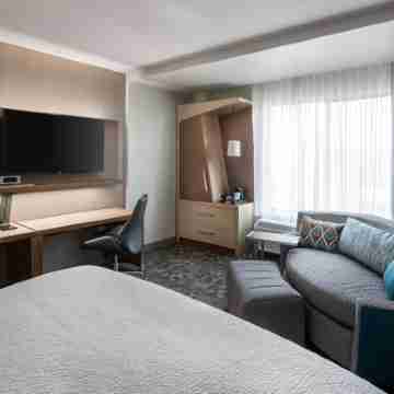 Courtyard Pullman Rooms