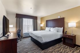 Cobblestone Hotel & Suites - Rhinelander