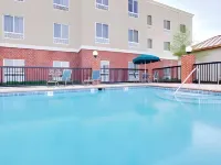 Holiday Inn Express & Suites CANTON by IHG - Uima-altaat