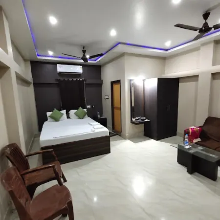 Samriddhi Banquet Garden & Resorts