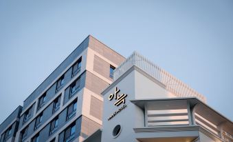 Aank Hotel Suwon