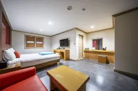 Changnyeong Bugok Hotel DW (DW)