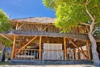 Sunset Telune View Hotels in Sekaroh