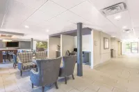 La Quinta Inn & Suites by Wyndham Jackson Airport - 2 stjerner
