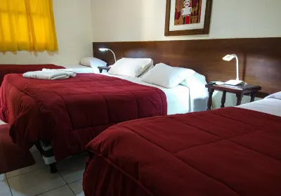 Hotel de la Linda Hotel a 