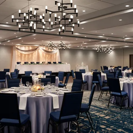Four Points by Sheraton Point Edward Sarnia
