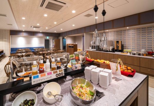 슈퍼 호텔 마루가메역 앞