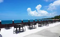 Lotus Desaru Beach Resort & Spa - Beach