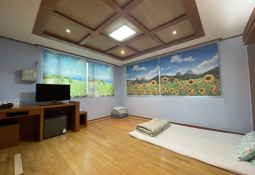 숙소 주변 야경