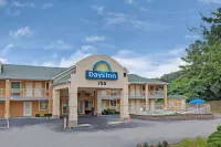 Days Inn by Wyndham Marietta White Water Отели в г. Мариетта