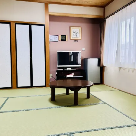 Pension Ajiwai