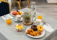 Hotel Beleret - breakfast
